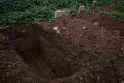 ফাতিমা বিনতে আসাদের (রা.) লাশকে সংশ্লিষ্ট করে নবী(ﷺ) এর ব্যাপারে নোংরা অপবাদের জবাব